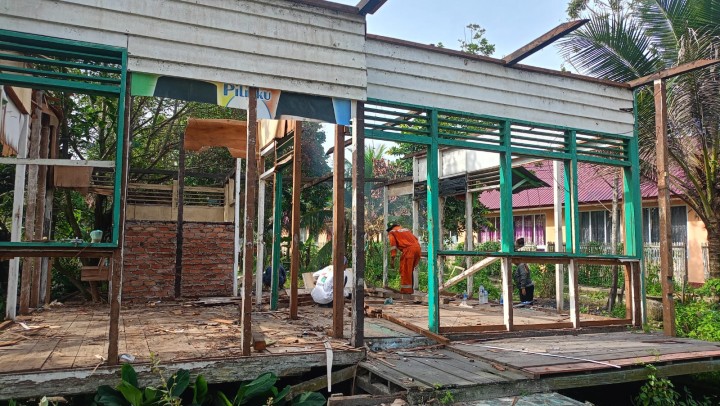 Kegiatan Gotong Royong bulanan lingkungan RT menyambut Bulan Suci Ramadhan