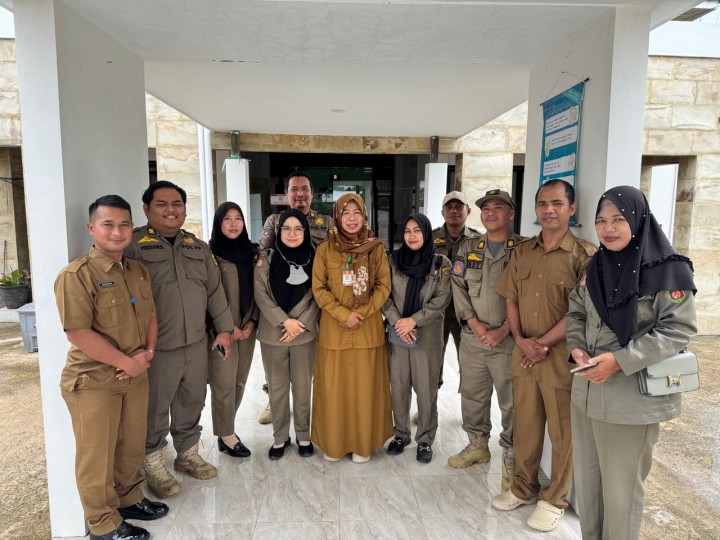 Kunjungan Satpol PP Kecamatan Sambutan.