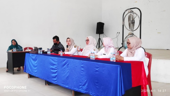 Pertemuan Pkk Sindang  sari dalam rangka persiapan Lomba PHBS.