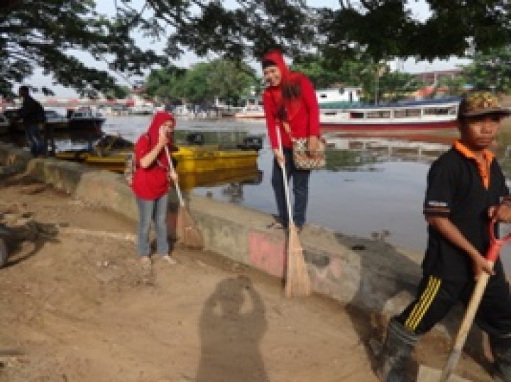 Kerja Bhakti / Jum'at Bersih  di Wilayah Kelurahan Sungai Dama