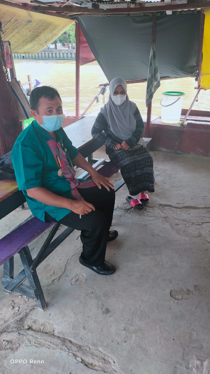 Mendata seluruh PKL di jalan tongkol dan pesut serta menghimbau dan menegur para PKL yang berjualan dijalur hijau sepanjang sungai karang mumus, kegiatan tersebut di ikuti oleh Lurah, Kasi Pemerintahan dan Kasi ekobang