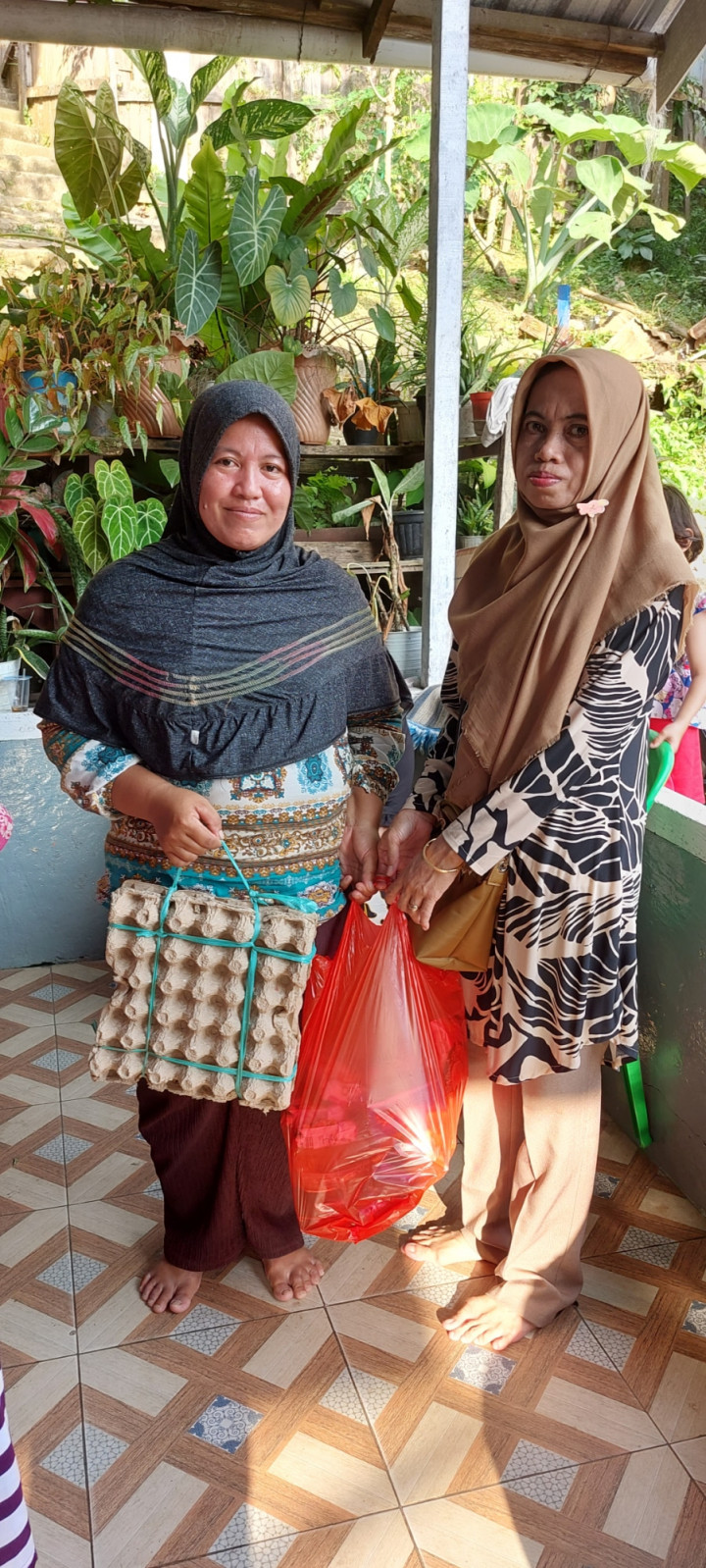 Pembagian sembako kegiatan probebaya anggaran perubahan di beberapa RT  Kelurahan Sungai Dama tahun 2022