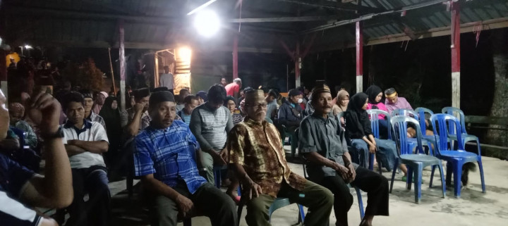 Kasi Pemerintahan Mewakili pimpinan, bersama (Babinsa) dan Staf Kelurahan melaksanakan pemilihan Ketua RT. 033 yg baru dengan diikuti 2 calon Pada tanggal 12 maret 2023