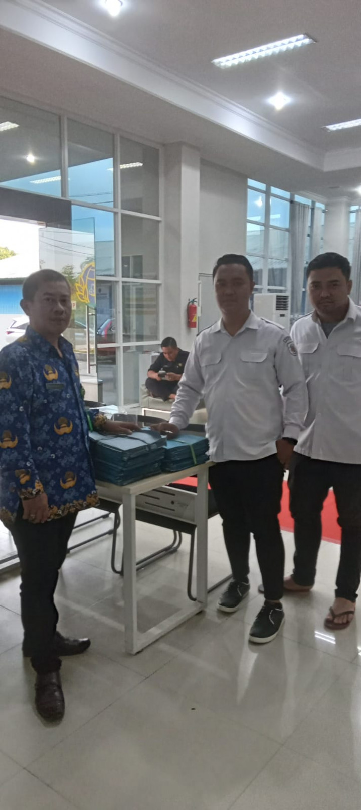 Pengiriman berkas susulan Tahap II utk pemohon PTSL di Wil. Kel. Sungai Dama ke Kantor BPN Kota Smd