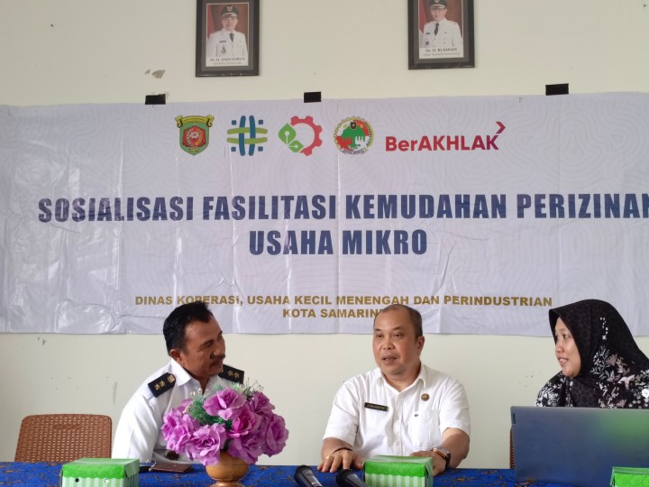 Kegiatan Sosialisasi Fasilitas Kemudahan Perizinan Usaha Mikro di Kelurahan Sungai Dama