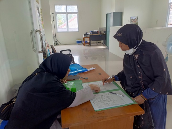 Kegiatan Sosialisasi Fasilitas Kemudahan Perizinan Usaha Mikro di Kelurahan Sungai Dama