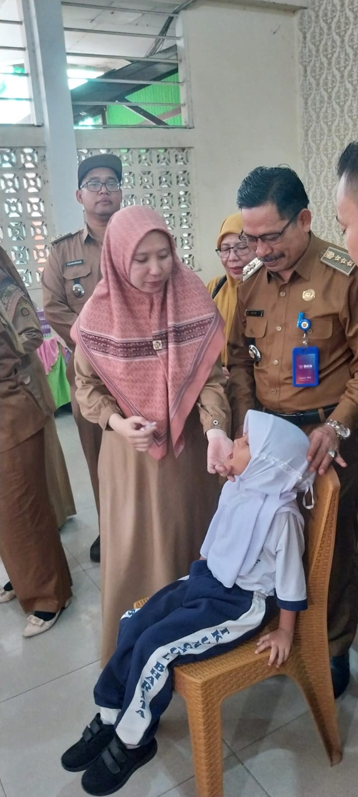 Menghadiri PIN serentak di SD N 05 Kecamatan Samarinda Ilir