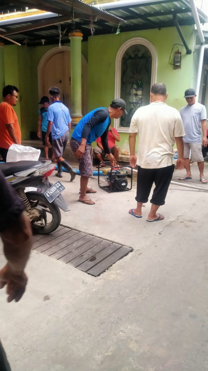 Kegiatan Probebaya : Gotong-royong POKMAS 2 dan 3 Kelurahan Sungai Dama