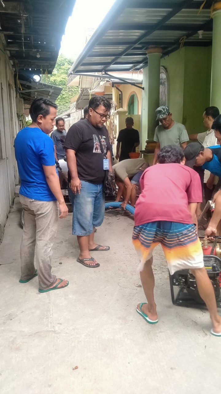 Kegiatan Probebaya : Gotong-royong POKMAS 2 dan 3 Kelurahan Sungai Dama