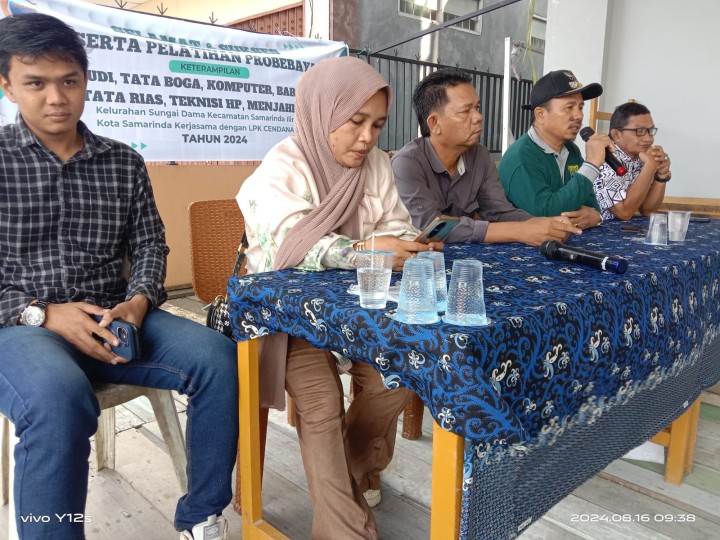 Rapat Pengerjaan Tahap 2 Proyek Probebaya di Kelurahan Sungai Dama