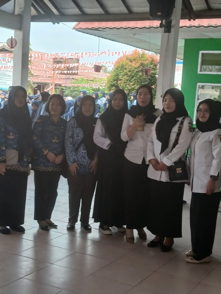Menghadiri Upacara Bendera HUT RI ke - 79