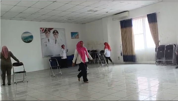 Mengikuti Lomba-Lomba Peringatan HUT RI Ke - 79 di Kecamatan Samarinda Ilir