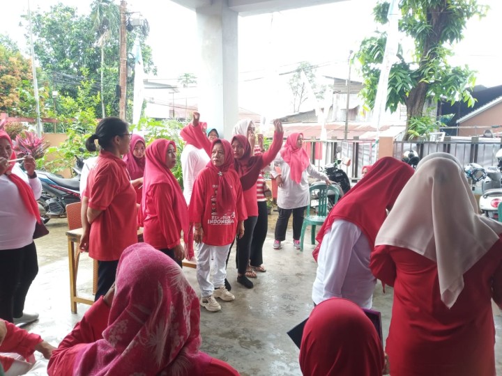 Kegiatan Lomba-Lomba Ibu-Ibu PKK di Kelurahan Sungai Dama