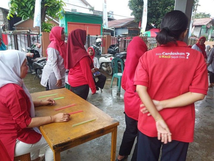 Kegiatan Lomba-Lomba Ibu-Ibu PKK di Kelurahan Sungai Dama