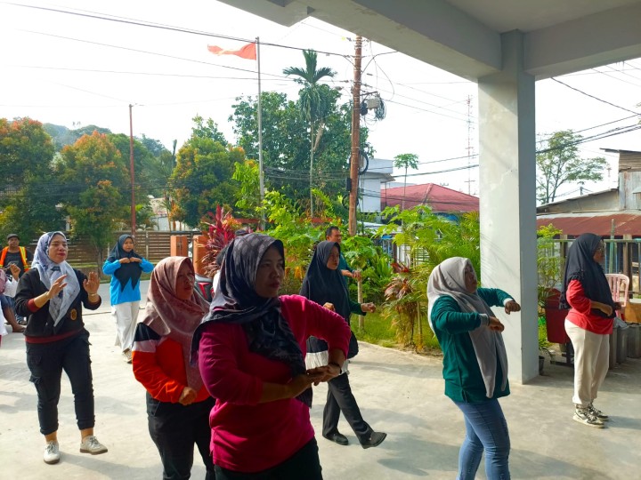Semangat Sehat: Senam Jumat di Kelurahan Sungai Dama