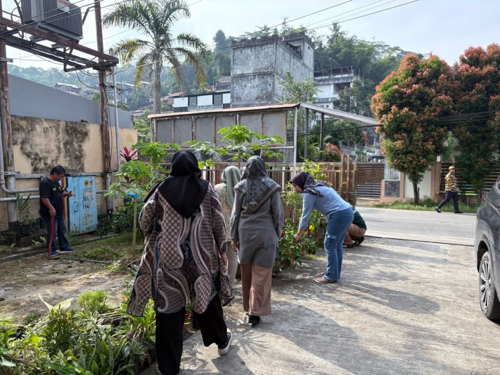 Kebersamaan Wujud Kepedulian: Gotong Royong Sungai Dama 2025