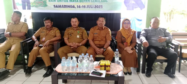 Menghadiri masa pengenalan lingkungan sekolah SMPN 21 samarinda