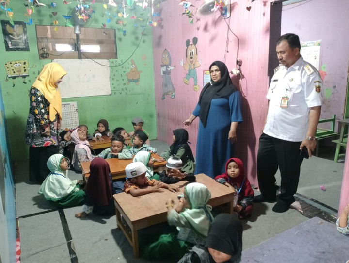 Kunjungan Ke TK GELATIK DAN TK CAHAYA MUSLIM Kelurahan Sungai Dama