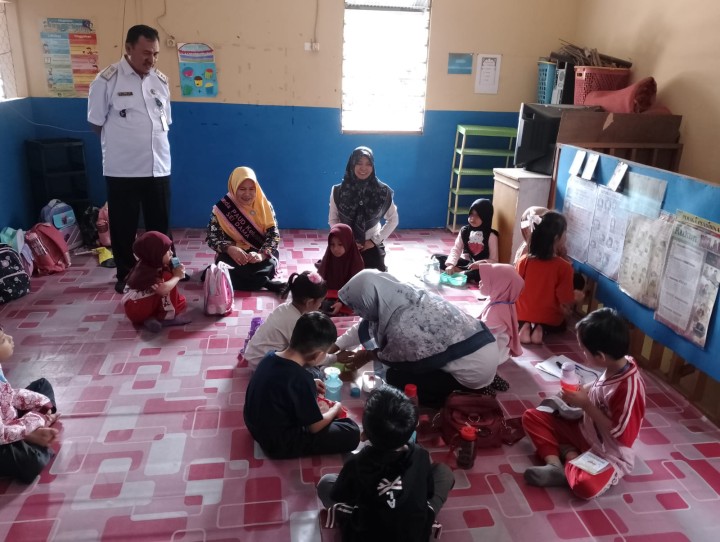 Kunjungan Ke TK GELATIK DAN TK CAHAYA MUSLIM Kelurahan Sungai Dama