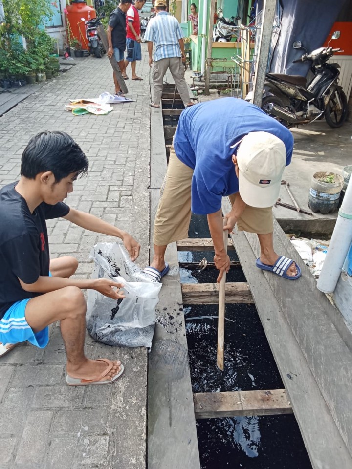 Gotong Royong Di Lingkungan RT.6,7,17,24,27,26,25,28,8