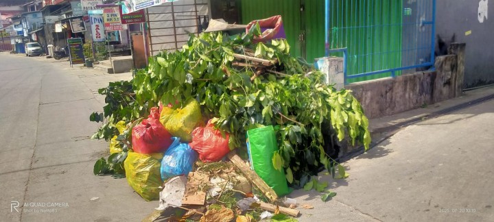 Gotong Royong Di Lingkungan RT.6,7,17,24,27,26,25,28,8