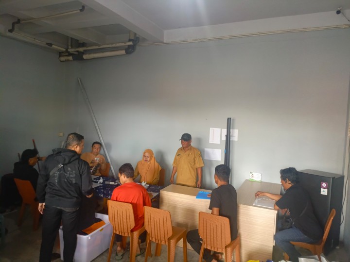 Kegiatan Probebaya Pelatihan Service HP Di Kelurahan Sungai Dama