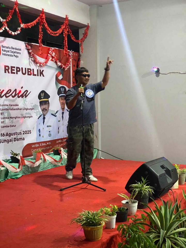 Lomba Karaoke "(Sungai Dama Idol)" Di Kelurahan Sungai Dama