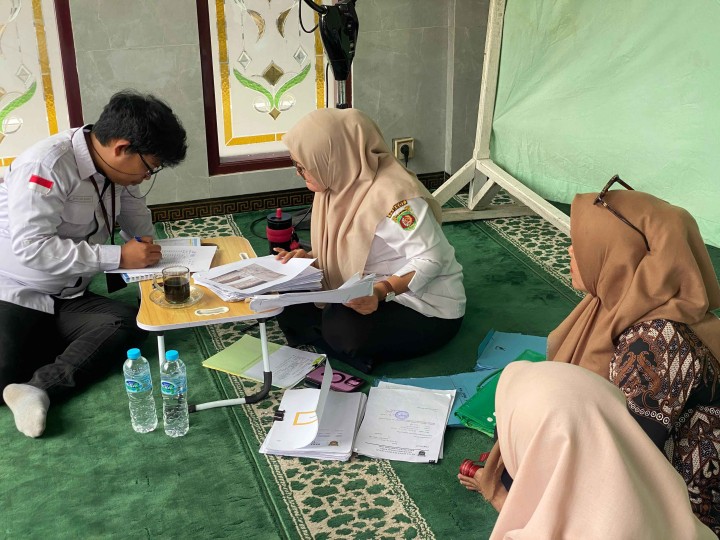 Penilaian Probebaya Award di RT 29 dan 30 Kelurahan Sungai Dama Tahun 2025