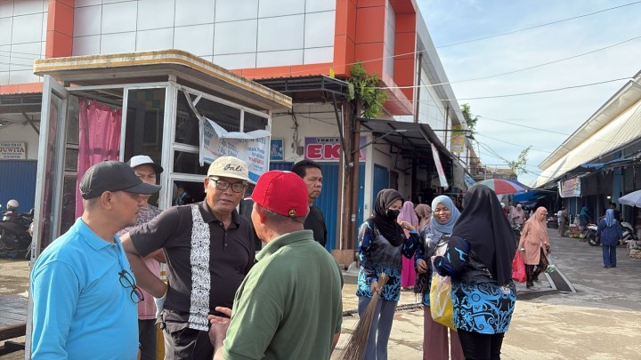 Tingkatkan Kesadaran Lingkungan: Lurah Sungai Dama Pimpin Apel Penyuluhan dan Aksi Bersih Massal