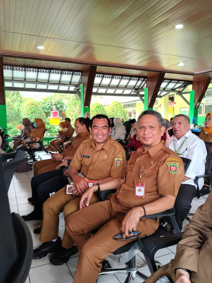 Pemberian Penghargaan Stratifikasi UKS/M Tahun 2025 di Kota Samarinda