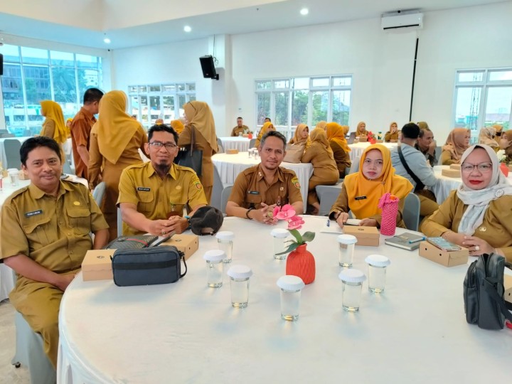 Lurah Sungai Dama Hadiri Rakor Probebaya Evaluasi Realisasi Triwulan IV Tahun 2025