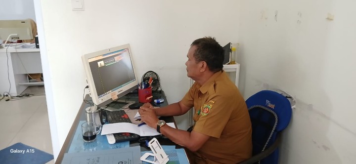 Sekretaris Lurah Sungai Dama Ikuti Zoom Diseminasi & Publikasi Data Stunting serta Pemaparan Kasus Kematian Ibu dan Anak Kota Samarinda 2025