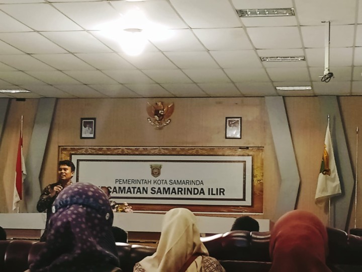 Kasi Kesra Bersama Staff Kelurahan Sungai Dama Mengikuti Sosialisasi BPJS Ketenagakerjaan Yang Bertempat Di aula Kecamatan Samarinda Ilir Yang Di Selenggarakan BPJS KetenagaKerjaan
