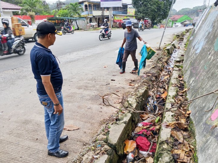 Monitoring Kebersihan TPS di GG.Manggah jl. Otto Iskandar Dinata