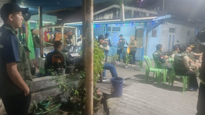 Lurah Sungai Dama Dampingi Tim Satpol PP Monitoring Pos Kamling di RT 25, 26, dan 27