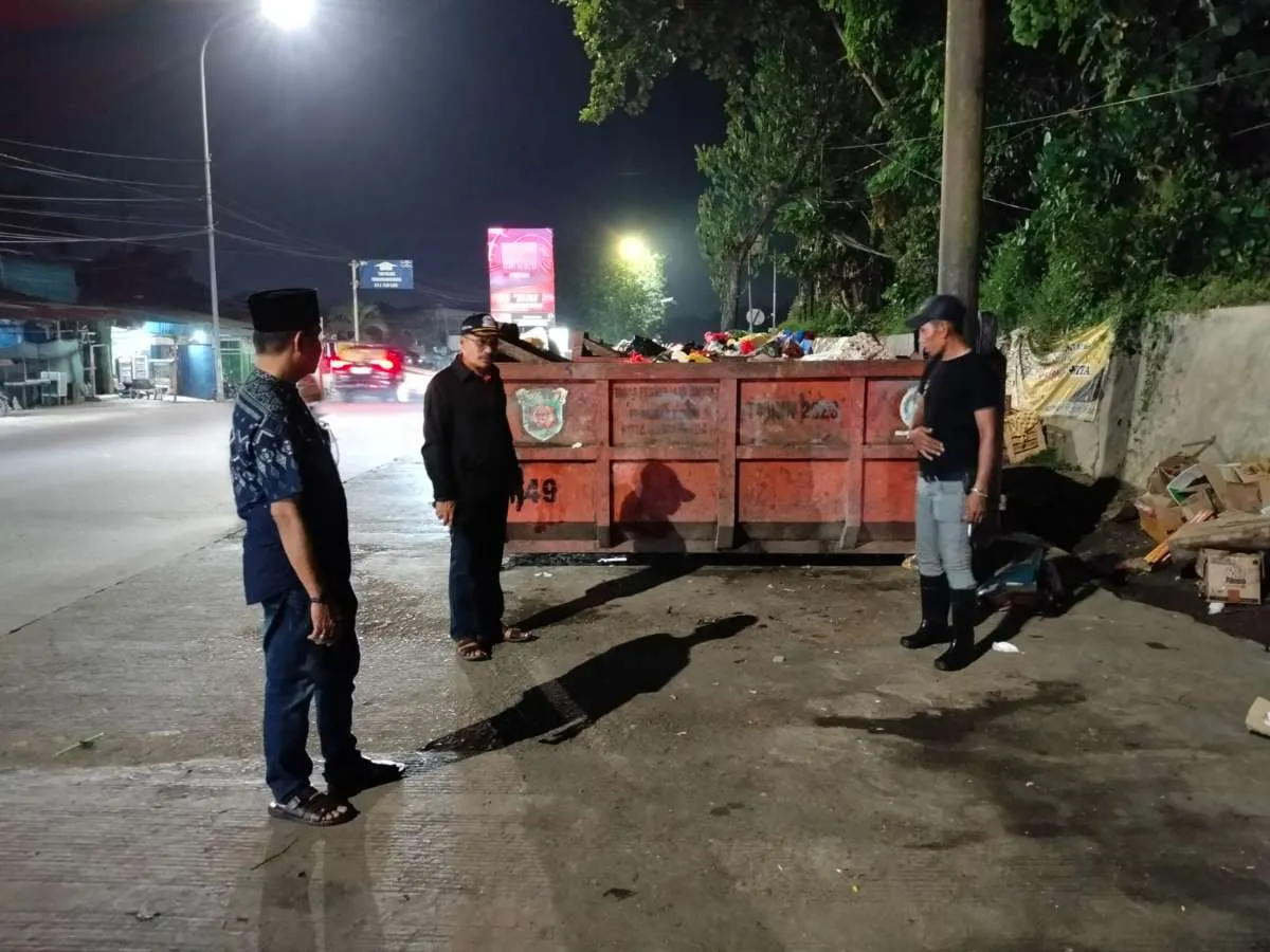 Lurah Sungai Dama dan Camat Samarinda Ilir Lakukan Monitoring TPS Gunung Manggah Pasca Peneguran