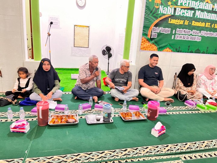 Kegiatan Kelurahan Sungai kapih Selasa Tanggal 01 Oktober 2024