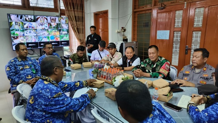 Kegiatan Kelurahan Sungai kapih Senin Tanggal 18 November 2024