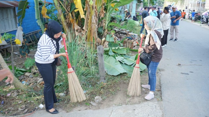 Kegiatan Kelurahan Sungai kapih Jumat Tanggal 20 Desember 2024