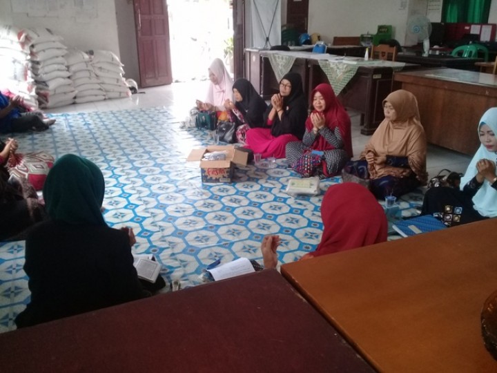 Rapat Pertemuan PKK dan Arisan Rutin Tiap Bulannya