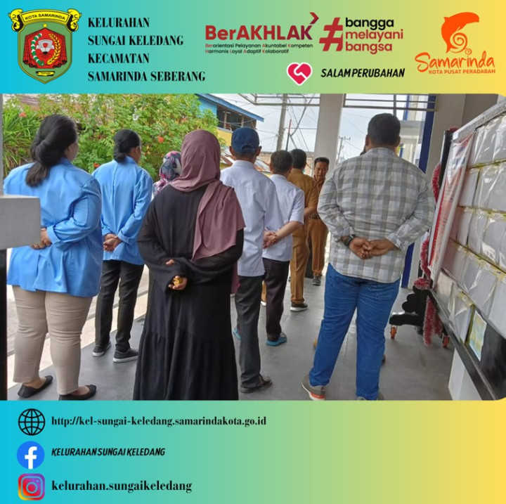 Seluruh Kasi dan Staf Kelurahan Sungai Keledang, Melakukan Apel Setiap Hari Senin