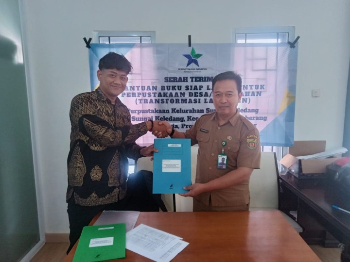 Serah Terima Bantuan Buku Siap Layan Untuk Perpustakaan Desa/Kelurahan (Transformasi Lanjutan) Tahun 2024
