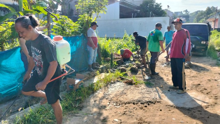 Warga Kompak, Lingkungan Bersih