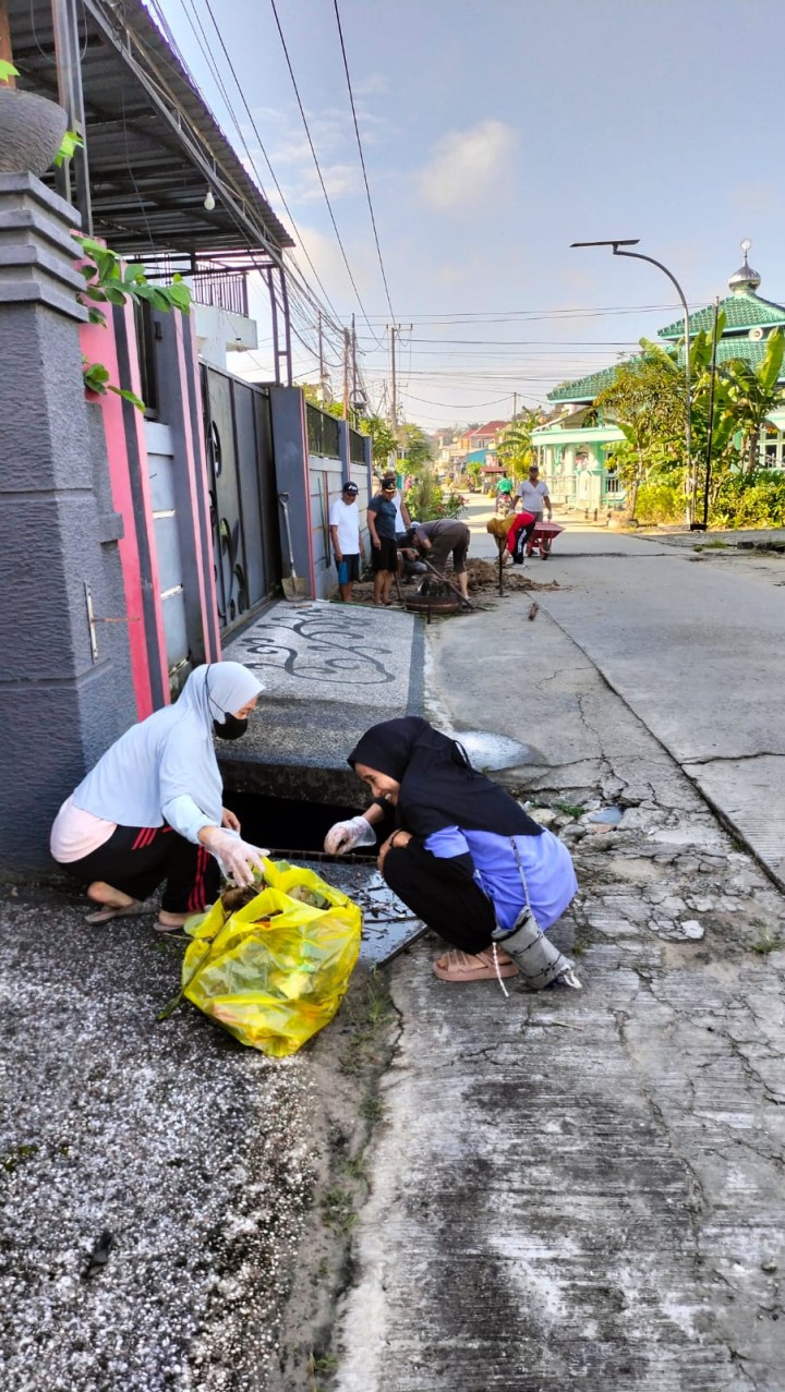 Warga Kompak, Lingkungan Bersih