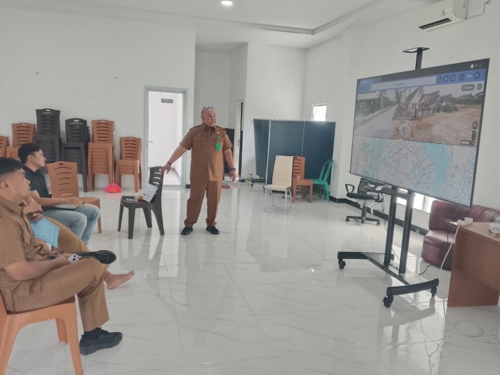 Koordinasi Peningkatan Jalan Blok M RT 22