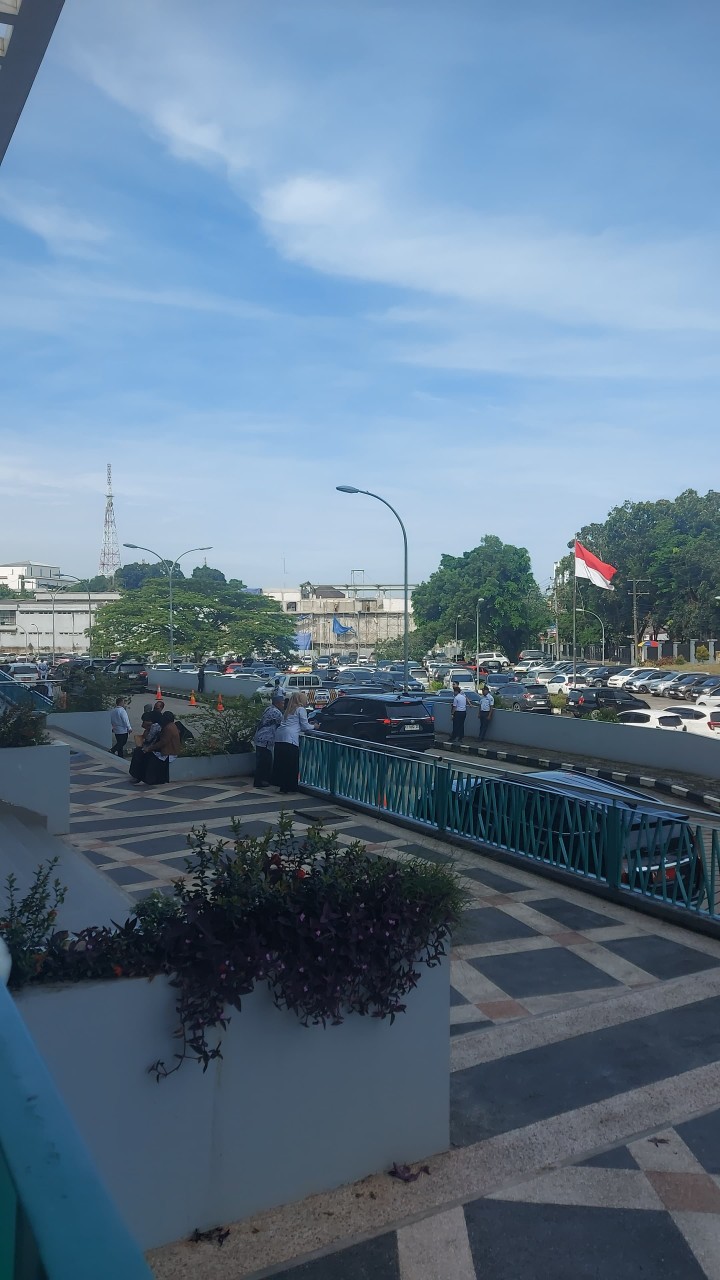 Penyerahan Penghargaan GRATISPOL, JOSPOL & Perjalanan Religi