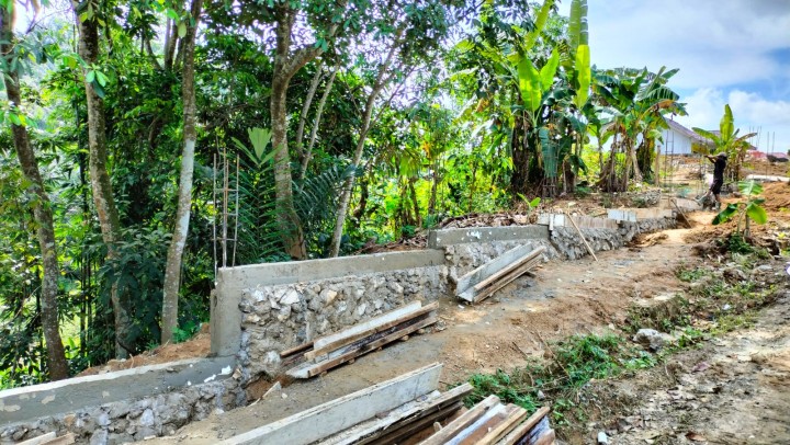 Monitoring Pembangunan Pagar Aset Daerah