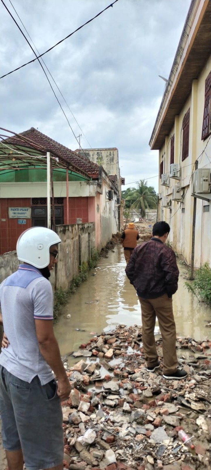 Tindak Lanjut Laporan Warga: Genangan Air di Wilayah RT 23 & RT 03 || Senin, 30 Juni 2025