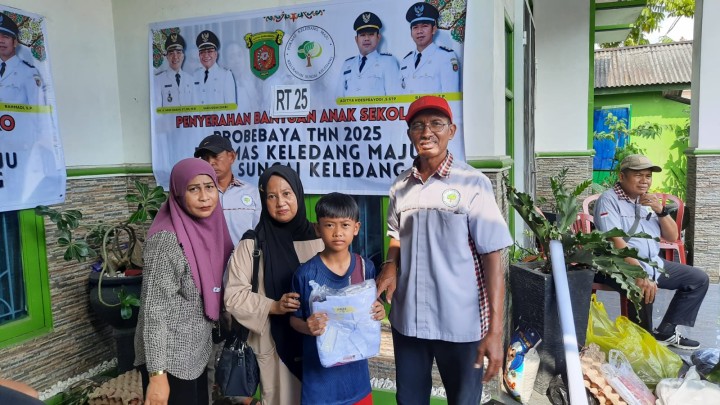 Pokmas Keledang Maju Salurkan Berbagai Bantuan Fasilitas Warga || Jum'at, 25 Juli 2025