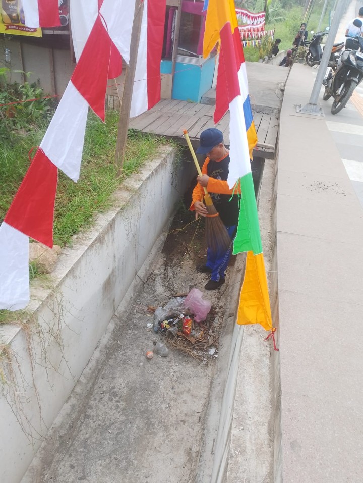 Gotong Royong Bersama di RT 36 || Jum'at, 08 Agustus 2025